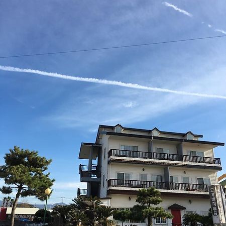 Dg Beach Pension 済州市 エクステリア 写真