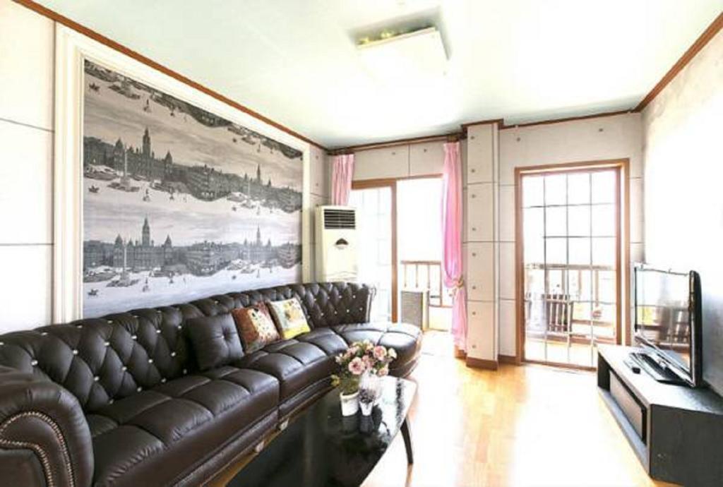 Dg Beach Pension 済州市 部屋 写真