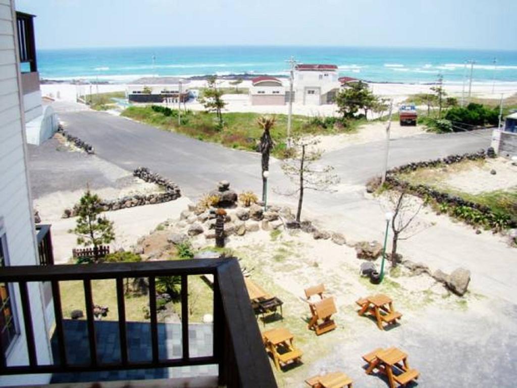 Dg Beach Pension 済州市 部屋 写真